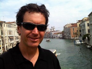 IMG00243-20100501-2303